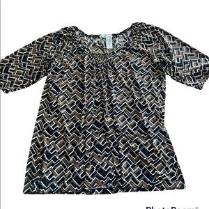 Liz & Co Brown Geometric Top size XL Short Sleeves